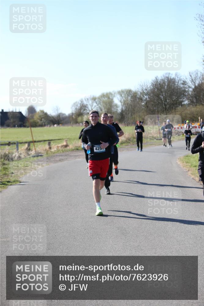 06.04.2025 - 44. Internationalen Wilhelmsburger Insellauf Jannik Wohlers http://msf.ph/oto/7623926 06.04.2025 10:32:06 Laufen 425 meine-sportfotos.de