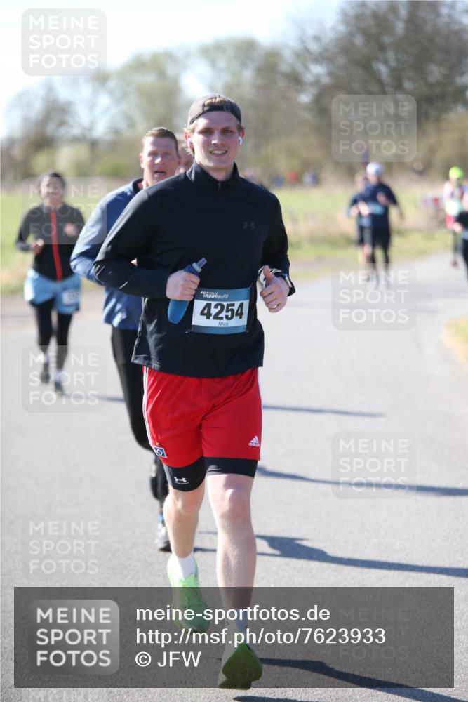 06.04.2025 - 44. Internationalen Wilhelmsburger Insellauf Jannik Wohlers http://msf.ph/oto/7623933 06.04.2025 10:32:07 Laufen 4254 meine-sportfotos.de