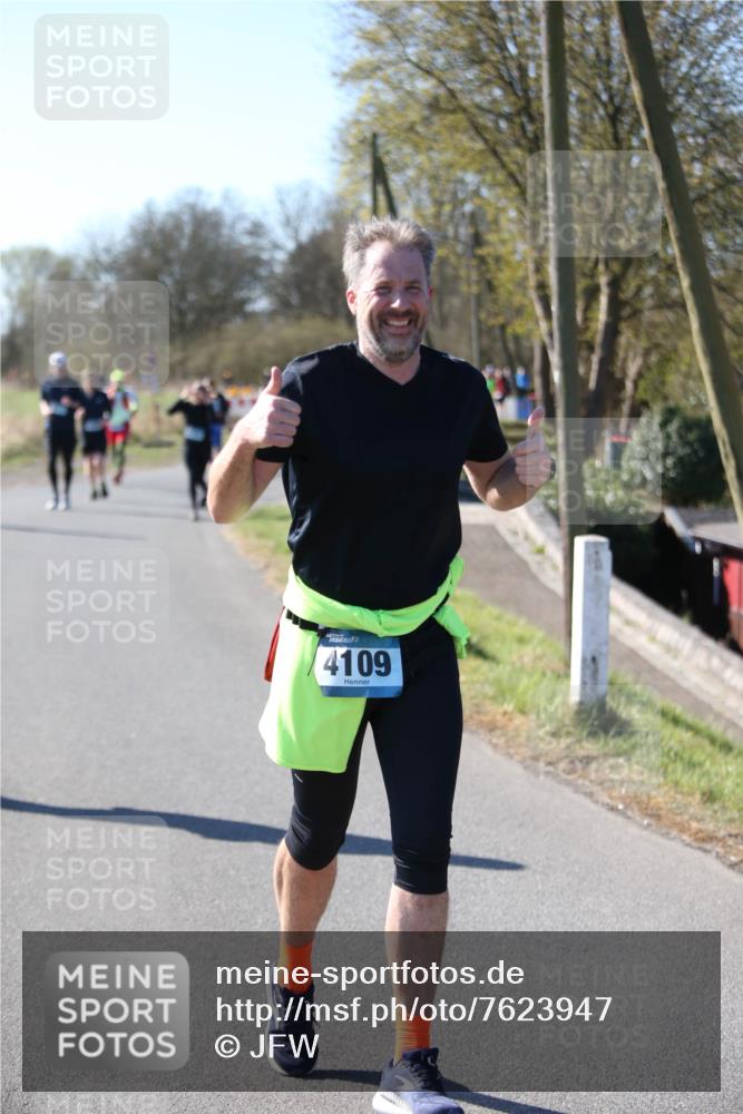 06.04.2025 - 44. Internationalen Wilhelmsburger Insellauf Jannik Wohlers http://msf.ph/oto/7623947 06.04.2025 10:32:10 Laufen 4109 meine-sportfotos.de