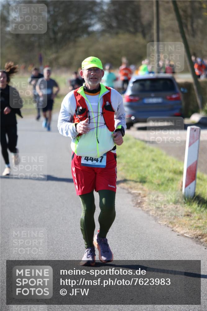 06.04.2025 - 44. Internationalen Wilhelmsburger Insellauf Jannik Wohlers http://msf.ph/oto/7623983 06.04.2025 10:32:20 Laufen 4447 meine-sportfotos.de