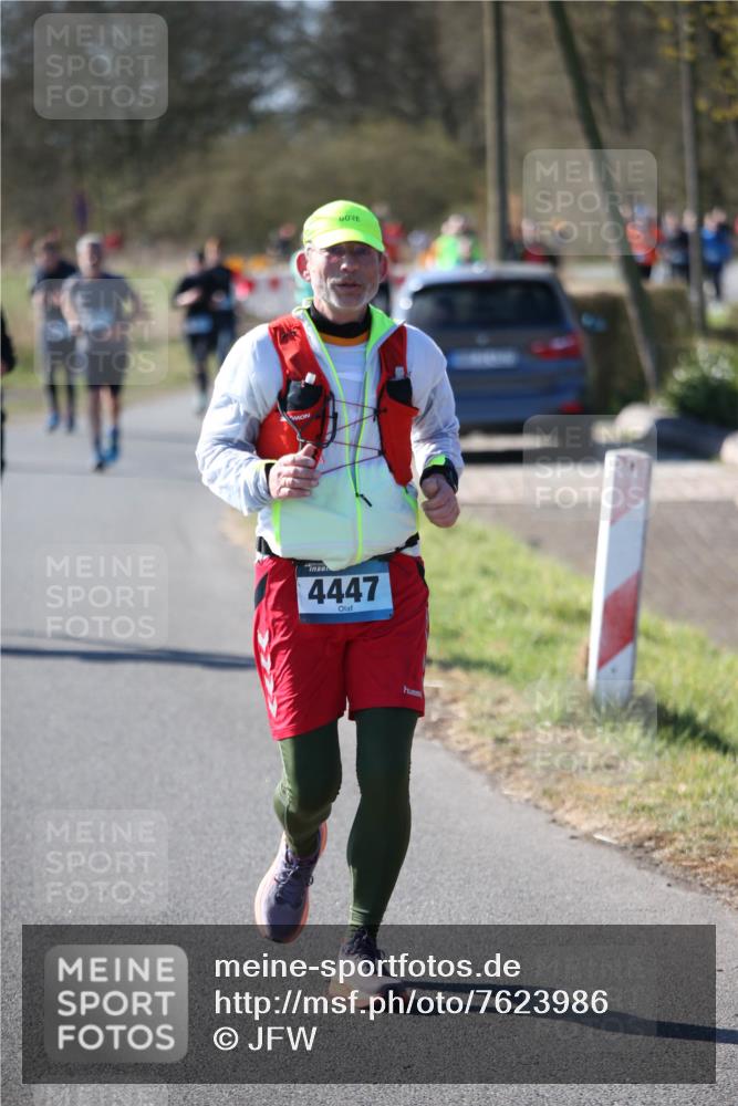 06.04.2025 - 44. Internationalen Wilhelmsburger Insellauf Jannik Wohlers http://msf.ph/oto/7623986 06.04.2025 10:32:21 Laufen 4447 meine-sportfotos.de