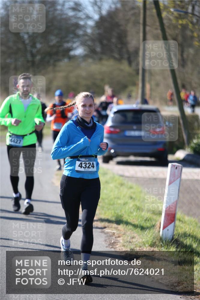 06.04.2025 - 44. Internationalen Wilhelmsburger Insellauf Jannik Wohlers http://msf.ph/oto/7624021 06.04.2025 10:32:38 Laufen 4427, 4324 meine-sportfotos.de