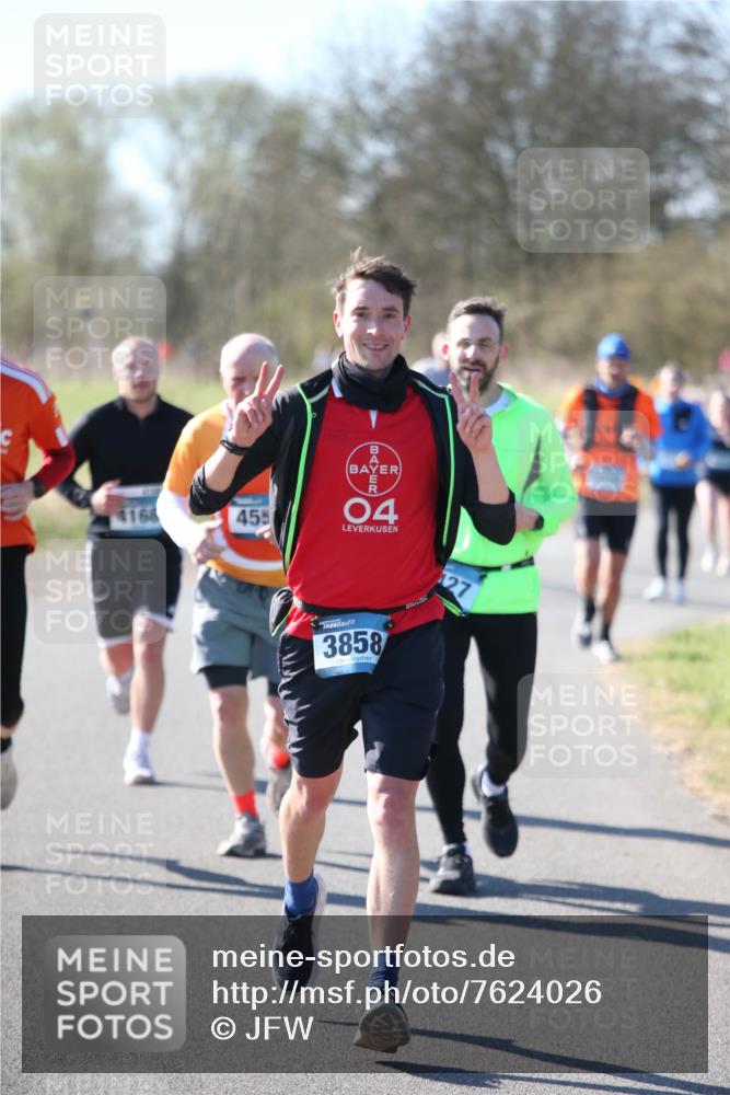 06.04.2025 - 44. Internationalen Wilhelmsburger Insellauf Jannik Wohlers http://msf.ph/oto/7624026 06.04.2025 10:32:39 Laufen 455, 04, 27, 3858 meine-sportfotos.de