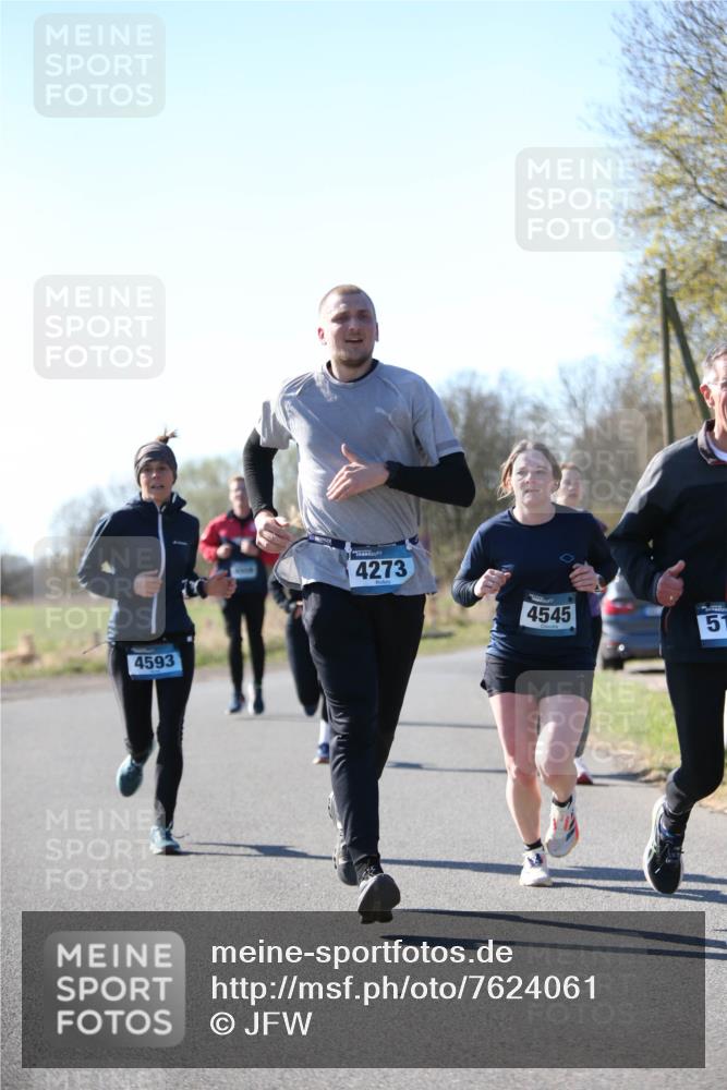 06.04.2025 - 44. Internationalen Wilhelmsburger Insellauf Jannik Wohlers http://msf.ph/oto/7624061 06.04.2025 10:32:52 Laufen 4593, 4273, 4545, 51 meine-sportfotos.de