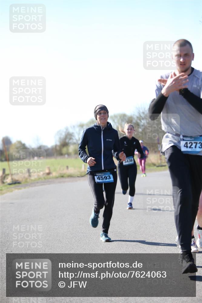 06.04.2025 - 44. Internationalen Wilhelmsburger Insellauf Jannik Wohlers http://msf.ph/oto/7624063 06.04.2025 10:32:52 Laufen 4593, 3436, 4273 meine-sportfotos.de