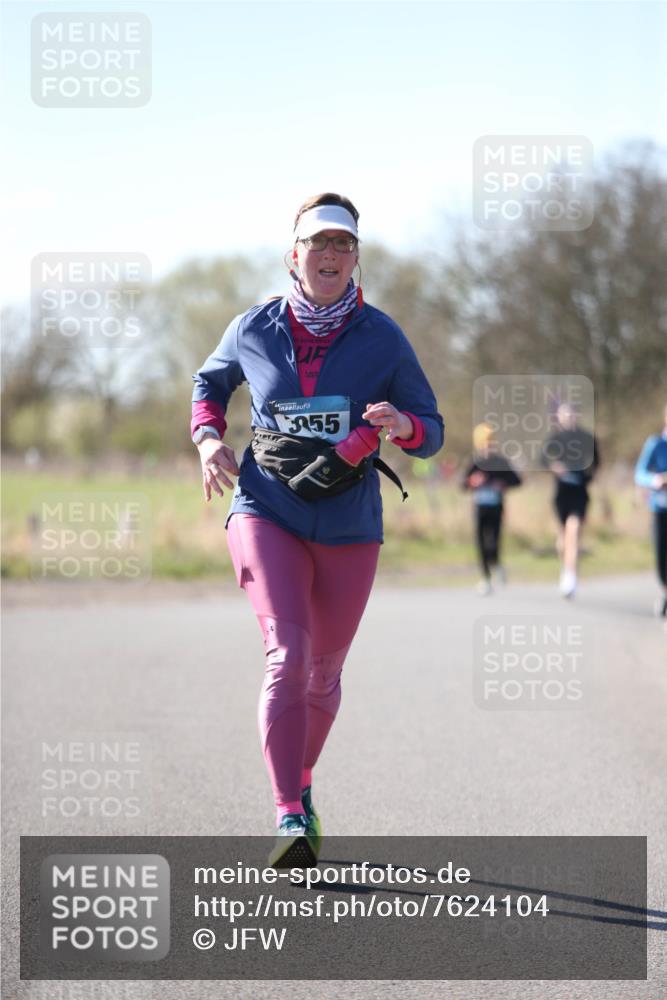 06.04.2025 - 44. Internationalen Wilhelmsburger Insellauf Jannik Wohlers http://msf.ph/oto/7624104 06.04.2025 10:33:01 Laufen 55 meine-sportfotos.de