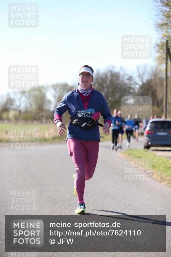 06.04.2025 - 44. Internationalen Wilhelmsburger Insellauf Jannik Wohlers http://msf.ph/oto/7624110 06.04.2025 10:33:02 Laufen 3255 meine-sportfotos.de