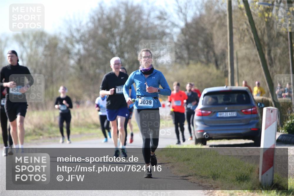 06.04.2025 - 44. Internationalen Wilhelmsburger Insellauf Jannik Wohlers http://msf.ph/oto/7624116 06.04.2025 10:33:07 Laufen 456, 373, 3039, 31, 4321 meine-sportfotos.de