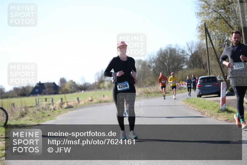 06.04.2025 - 44. Internationalen Wilhelmsburger Insellauf Jannik Wohlers http://msf.ph/oto/7624161 06.04.2025 10:33:21 Laufen 4208, 3495 meine-sportfotos.de