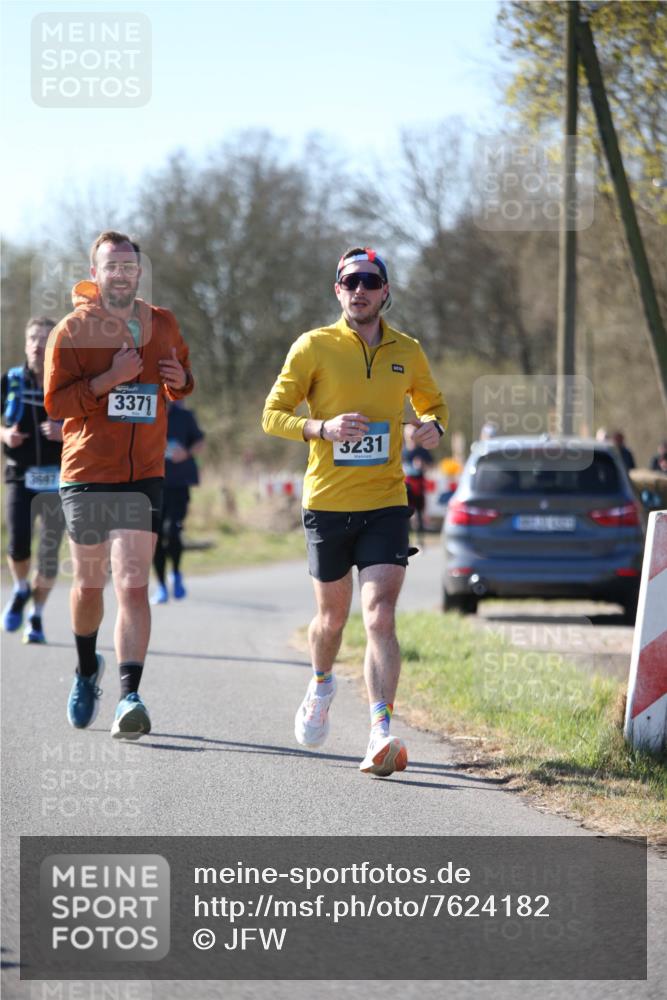 06.04.2025 - 44. Internationalen Wilhelmsburger Insellauf Jannik Wohlers http://msf.ph/oto/7624182 06.04.2025 10:33:29 Laufen 3647, 3371, 3231 meine-sportfotos.de