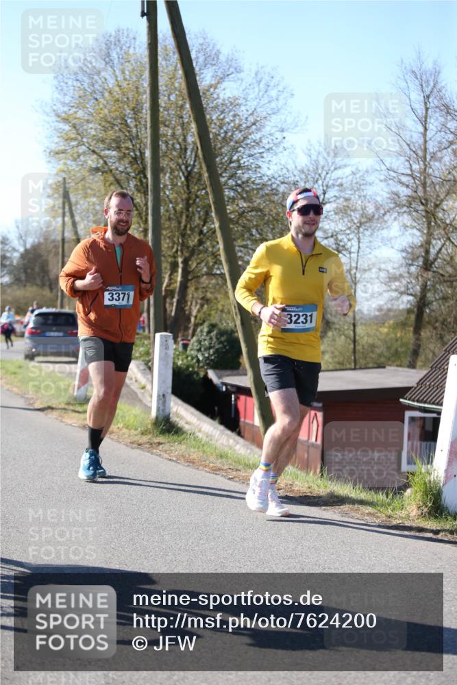 06.04.2025 - 44. Internationalen Wilhelmsburger Insellauf Jannik Wohlers http://msf.ph/oto/7624200 06.04.2025 10:33:32 Laufen 3371, 3231 meine-sportfotos.de
