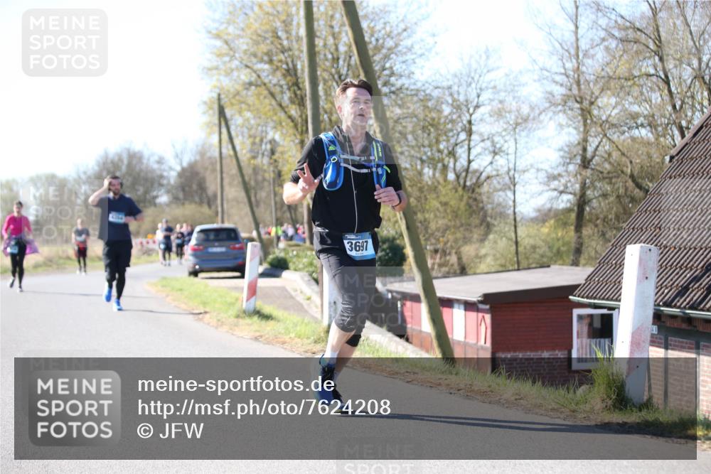 06.04.2025 - 44. Internationalen Wilhelmsburger Insellauf Jannik Wohlers http://msf.ph/oto/7624208 06.04.2025 10:33:36 Laufen 3697 meine-sportfotos.de