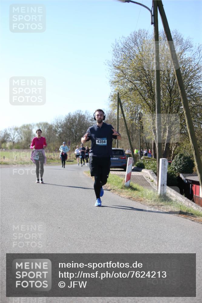 06.04.2025 - 44. Internationalen Wilhelmsburger Insellauf Jannik Wohlers http://msf.ph/oto/7624213 06.04.2025 10:33:38 Laufen 4354 meine-sportfotos.de
