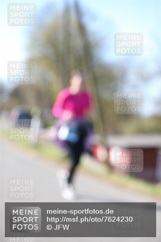 06.04.2025 - 44. Internationalen Wilhelmsburger Insellauf Jannik Wohlers http://msf.ph/oto/7624230 06.04.2025 10:33:42 Laufen  meine-sportfotos.de