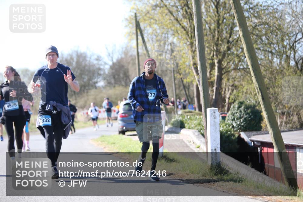06.04.2025 - 44. Internationalen Wilhelmsburger Insellauf Jannik Wohlers http://msf.ph/oto/7624246 06.04.2025 10:33:51 Laufen 4575, 3332, 277 meine-sportfotos.de