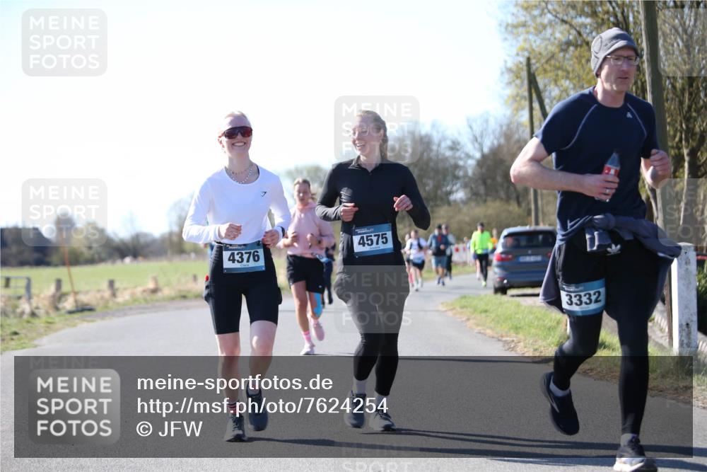 06.04.2025 - 44. Internationalen Wilhelmsburger Insellauf Jannik Wohlers http://msf.ph/oto/7624254 06.04.2025 10:33:53 Laufen 4376, 4575, 3332 meine-sportfotos.de