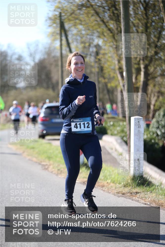 06.04.2025 - 44. Internationalen Wilhelmsburger Insellauf Jannik Wohlers http://msf.ph/oto/7624266 06.04.2025 10:34:00 Laufen 4112 meine-sportfotos.de