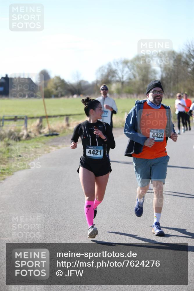 06.04.2025 - 44. Internationalen Wilhelmsburger Insellauf Jannik Wohlers http://msf.ph/oto/7624276 06.04.2025 10:34:07 Laufen 1977, 4421, 4422 meine-sportfotos.de