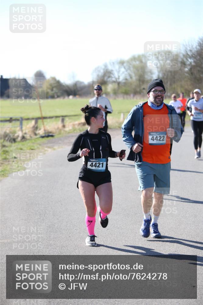 06.04.2025 - 44. Internationalen Wilhelmsburger Insellauf Jannik Wohlers http://msf.ph/oto/7624278 06.04.2025 10:34:07 Laufen 4421, 4422, 3071 meine-sportfotos.de