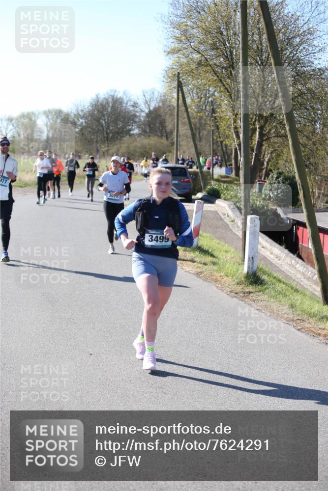 06.04.2025 - 44. Internationalen Wilhelmsburger Insellauf Jannik Wohlers http://msf.ph/oto/7624291 06.04.2025 10:34:10 Laufen 977, 307, 3499 meine-sportfotos.de