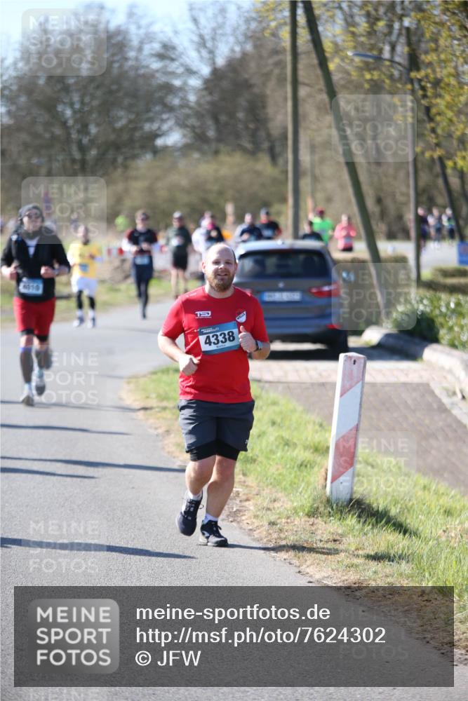 06.04.2025 - 44. Internationalen Wilhelmsburger Insellauf Jannik Wohlers http://msf.ph/oto/7624302 06.04.2025 10:34:14 Laufen 1910, 4338 meine-sportfotos.de