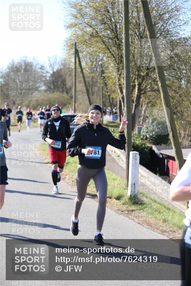 06.04.2025 - 44. Internationalen Wilhelmsburger Insellauf Jannik Wohlers http://msf.ph/oto/7624319 06.04.2025 10:34:19 Laufen 010, 81 meine-sportfotos.de