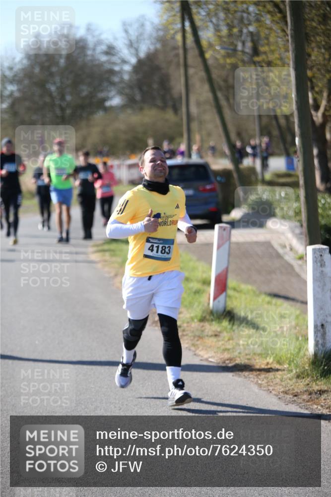 06.04.2025 - 44. Internationalen Wilhelmsburger Insellauf Jannik Wohlers http://msf.ph/oto/7624350 06.04.2025 10:34:28 Laufen 4183 meine-sportfotos.de
