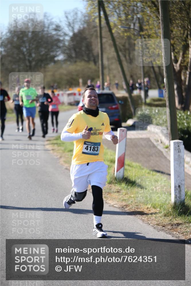 06.04.2025 - 44. Internationalen Wilhelmsburger Insellauf Jannik Wohlers http://msf.ph/oto/7624351 06.04.2025 10:34:28 Laufen 4183 meine-sportfotos.de