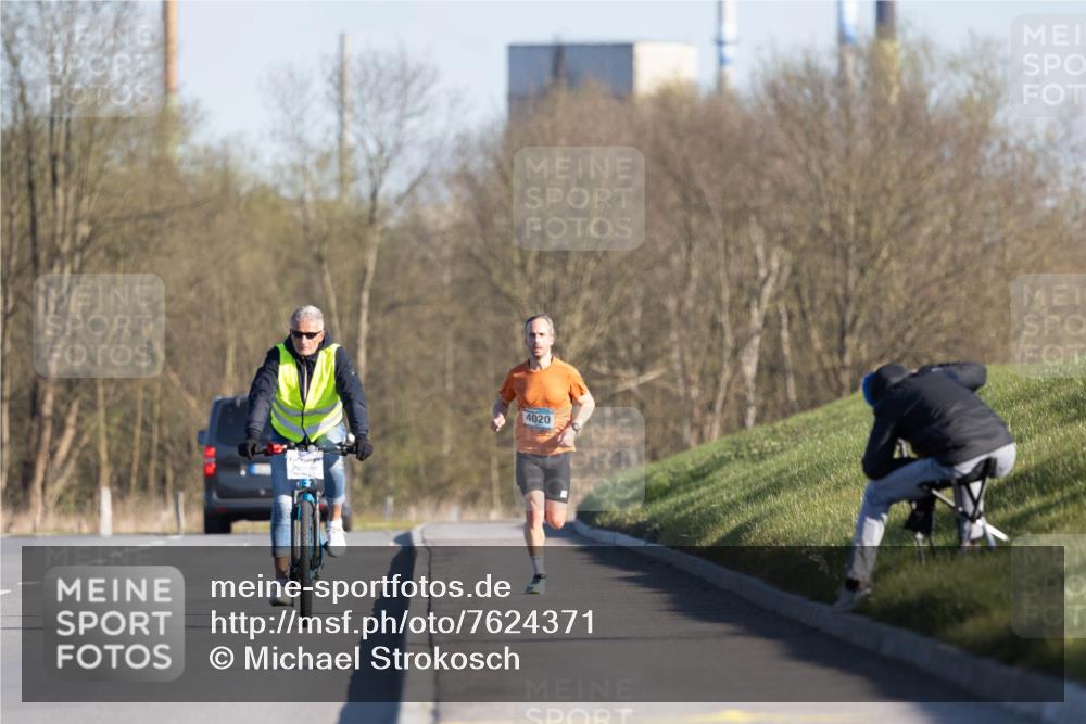 06.04.2025 - 44. Internationalen Wilhelmsburger Insellauf Michael Strokosch http://msf.ph/oto/7624371 06.04.2025 09:14:05 Laufen 4020 meine-sportfotos.de