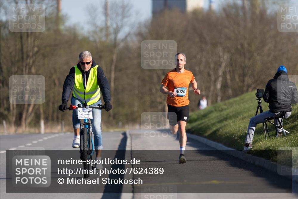 06.04.2025 - 44. Internationalen Wilhelmsburger Insellauf Michael Strokosch http://msf.ph/oto/7624389 06.04.2025 09:14:11 Laufen 4020 meine-sportfotos.de