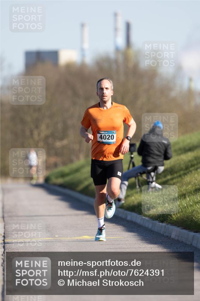 06.04.2025 - 44. Internationalen Wilhelmsburger Insellauf Michael Strokosch http://msf.ph/oto/7624391 06.04.2025 09:14:16 Laufen 4020 meine-sportfotos.de
