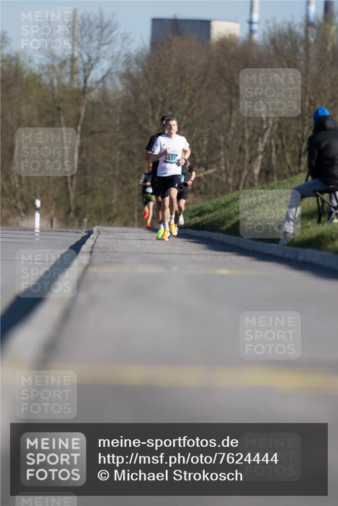 06.04.2025 - 44. Internationalen Wilhelmsburger Insellauf Michael Strokosch http://msf.ph/oto/7624444 06.04.2025 09:15:36 Laufen 5037 meine-sportfotos.de