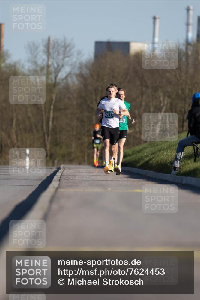 06.04.2025 - 44. Internationalen Wilhelmsburger Insellauf Michael Strokosch http://msf.ph/oto/7624453 06.04.2025 09:15:40 Laufen 5037, 898 meine-sportfotos.de