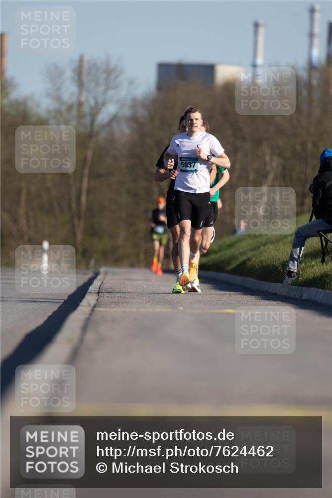06.04.2025 - 44. Internationalen Wilhelmsburger Insellauf Michael Strokosch http://msf.ph/oto/7624462 06.04.2025 09:15:44 Laufen 5037 meine-sportfotos.de