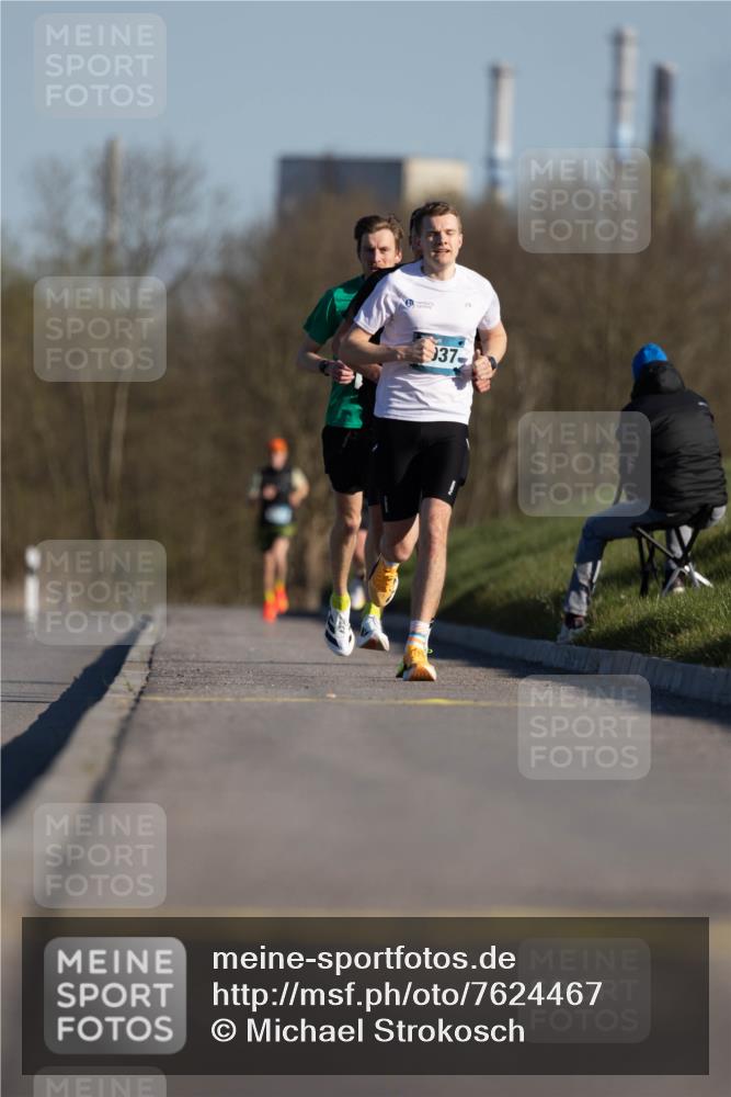 06.04.2025 - 44. Internationalen Wilhelmsburger Insellauf Michael Strokosch http://msf.ph/oto/7624467 06.04.2025 09:15:46 Laufen 37 meine-sportfotos.de
