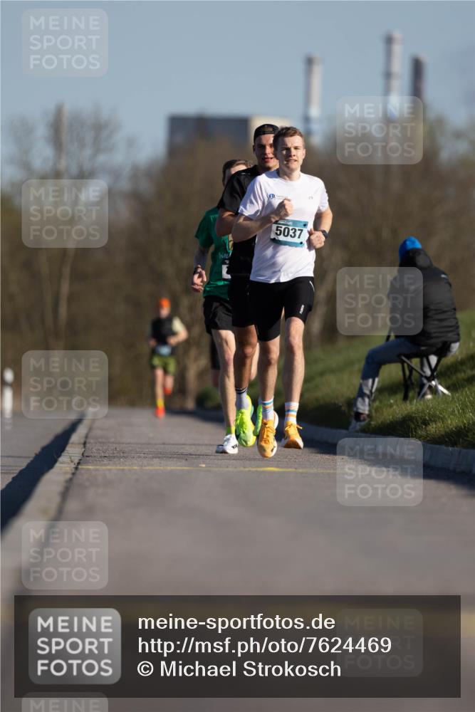 06.04.2025 - 44. Internationalen Wilhelmsburger Insellauf Michael Strokosch http://msf.ph/oto/7624469 06.04.2025 09:15:47 Laufen 5037 meine-sportfotos.de