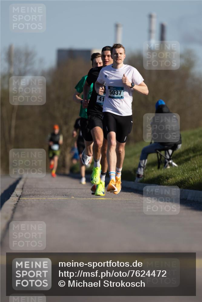 06.04.2025 - 44. Internationalen Wilhelmsburger Insellauf Michael Strokosch http://msf.ph/oto/7624472 06.04.2025 09:15:48 Laufen 41, 5037 meine-sportfotos.de