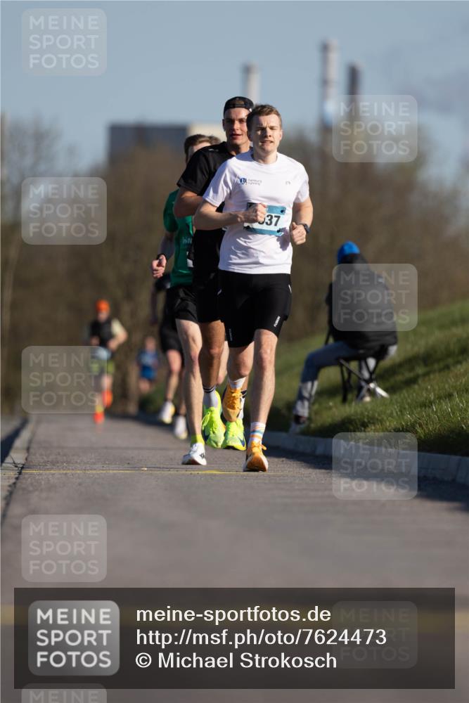 06.04.2025 - 44. Internationalen Wilhelmsburger Insellauf Michael Strokosch http://msf.ph/oto/7624473 06.04.2025 09:15:48 Laufen 937 meine-sportfotos.de