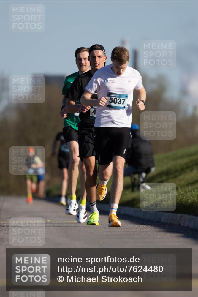 06.04.2025 - 44. Internationalen Wilhelmsburger Insellauf Michael Strokosch http://msf.ph/oto/7624480 06.04.2025 09:15:50 Laufen 4, 5037 meine-sportfotos.de