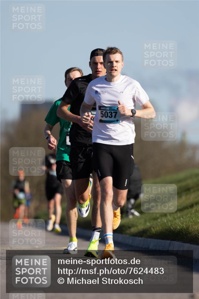 06.04.2025 - 44. Internationalen Wilhelmsburger Insellauf Michael Strokosch http://msf.ph/oto/7624483 06.04.2025 09:15:51 Laufen 5037 meine-sportfotos.de