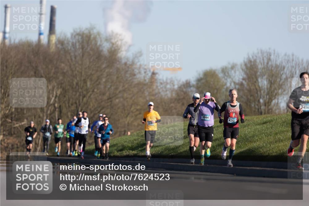 06.04.2025 - 44. Internationalen Wilhelmsburger Insellauf Michael Strokosch http://msf.ph/oto/7624523 06.04.2025 09:18:22 Laufen 3994, 4265, 1, 3456 meine-sportfotos.de