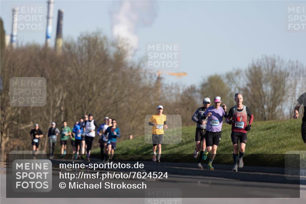 06.04.2025 - 44. Internationalen Wilhelmsburger Insellauf Michael Strokosch http://msf.ph/oto/7624524 06.04.2025 09:18:22 Laufen 364, 3994, 4265 meine-sportfotos.de