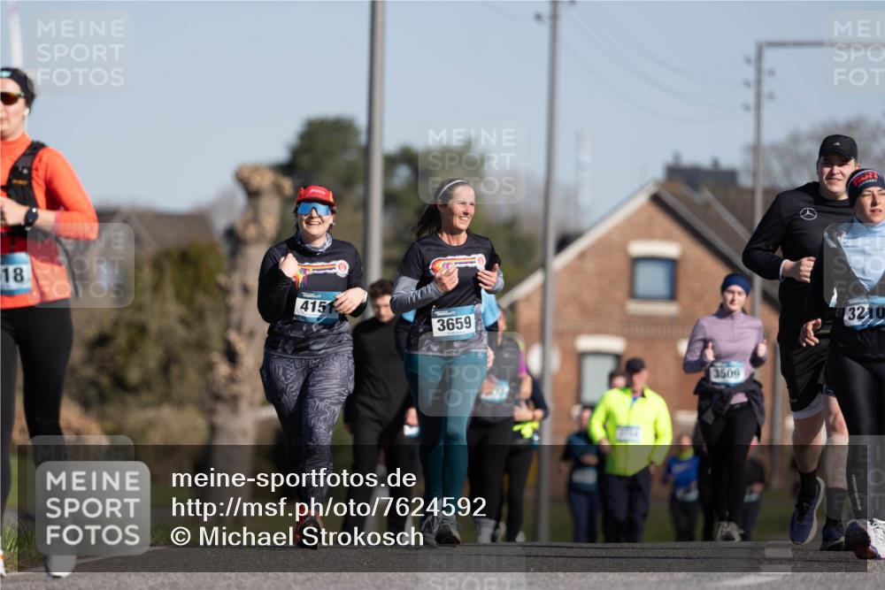 06.04.2025 - 44. Internationalen Wilhelmsburger Insellauf Michael Strokosch http://msf.ph/oto/7624592 06.04.2025 10:09:26 Laufen 18, 415, 3659, 3509, 321 meine-sportfotos.de