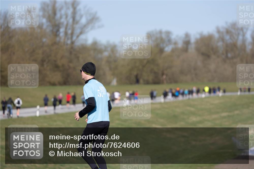 06.04.2025 - 44. Internationalen Wilhelmsburger Insellauf Michael Strokosch http://msf.ph/oto/7624606 06.04.2025 10:09:42 Laufen  meine-sportfotos.de