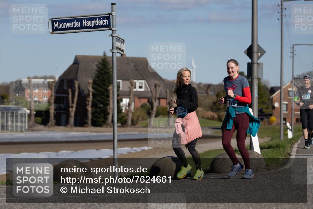 06.04.2025 - 44. Internationalen Wilhelmsburger Insellauf Michael Strokosch http://msf.ph/oto/7624661 06.04.2025 10:10:21 Laufen 3782, 4247 meine-sportfotos.de