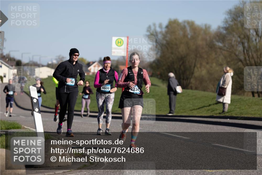 06.04.2025 - 44. Internationalen Wilhelmsburger Insellauf Michael Strokosch http://msf.ph/oto/7624686 06.04.2025 10:11:38 Laufen 98, 4600, 4234 meine-sportfotos.de