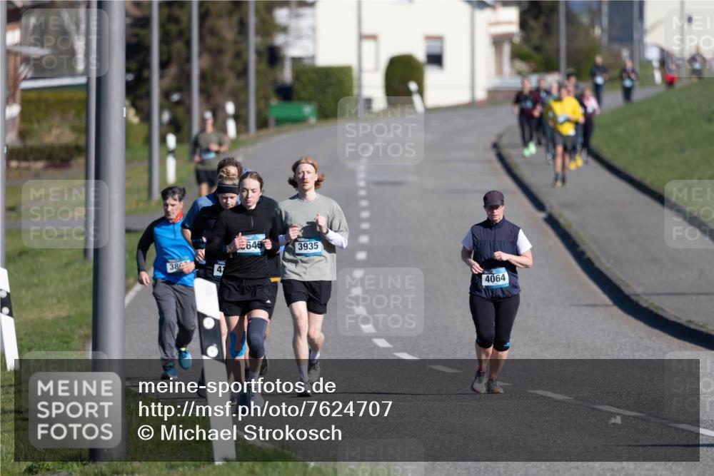 06.04.2025 - 44. Internationalen Wilhelmsburger Insellauf Michael Strokosch http://msf.ph/oto/7624707 06.04.2025 10:13:29 Laufen 645, 3935, 3865, 4064 meine-sportfotos.de