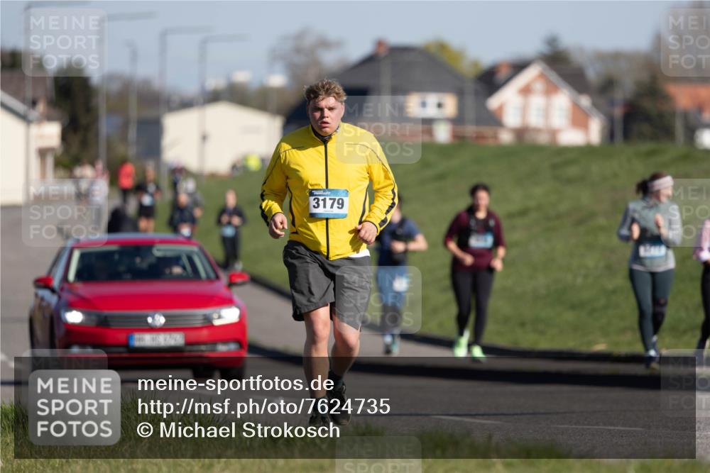 06.04.2025 - 44. Internationalen Wilhelmsburger Insellauf Michael Strokosch http://msf.ph/oto/7624735 06.04.2025 10:14:27 Laufen 3179 meine-sportfotos.de