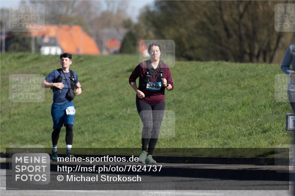 06.04.2025 - 44. Internationalen Wilhelmsburger Insellauf Michael Strokosch http://msf.ph/oto/7624737 06.04.2025 10:14:38 Laufen 5183, 3846 meine-sportfotos.de