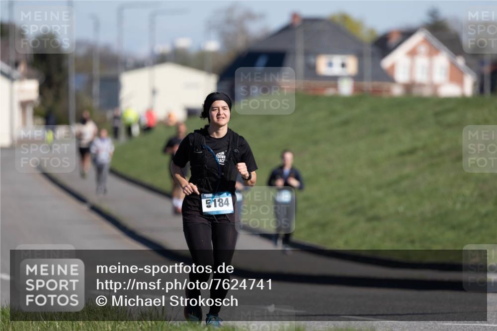 06.04.2025 - 44. Internationalen Wilhelmsburger Insellauf Michael Strokosch http://msf.ph/oto/7624741 06.04.2025 10:14:47 Laufen 5184 meine-sportfotos.de